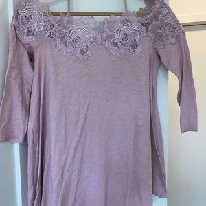 Anthropologie purple top Sz small lace